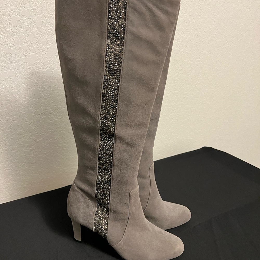 ALEX MARIE SUEDE NEW RHINESTONE BOOTS